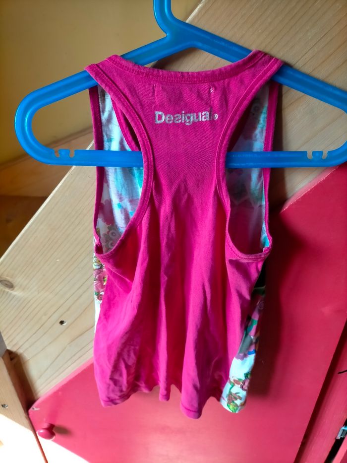 Joli top Desigual 8 ans - photo numéro 3