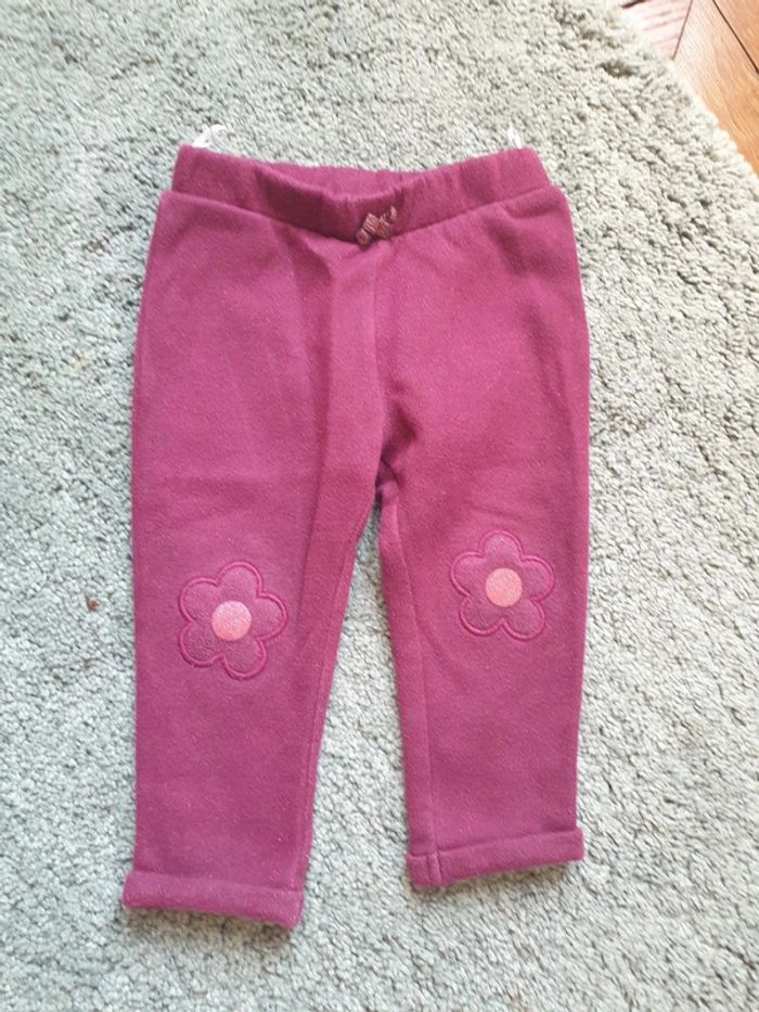 Jogging molletonné taille 18 mois