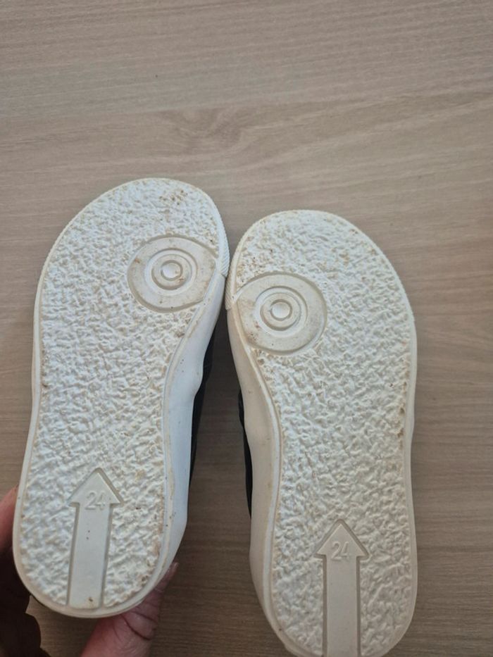 Chaussures style mocassin taille 24 - photo numéro 4