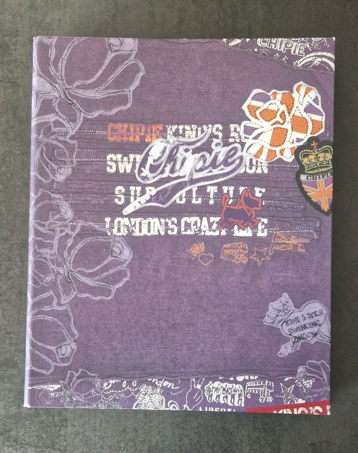 Classeur Chipie A4 + 60 pochettes transparentes - Excellent état