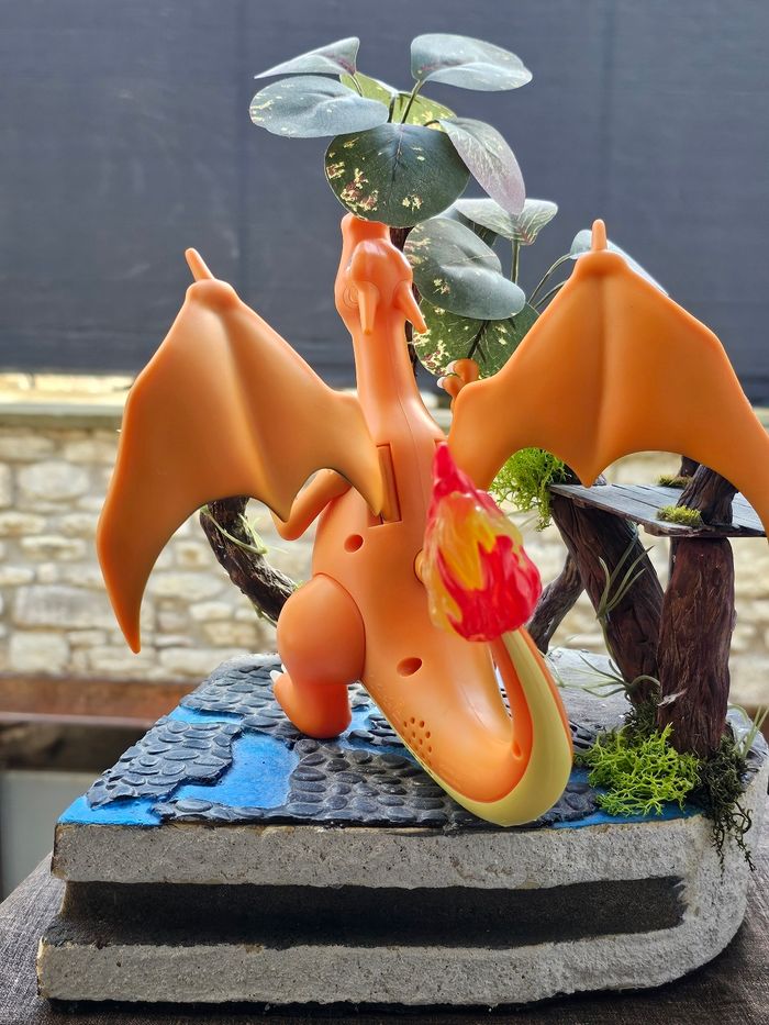 Super grande figurine Pokemon Nintendo Dracaufeu - photo numéro 5