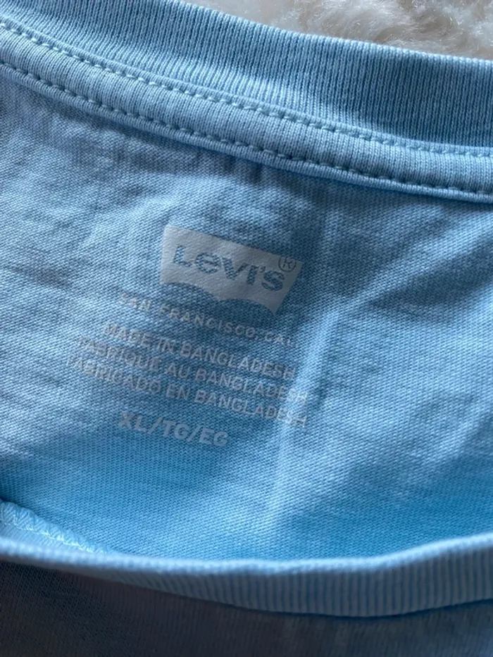 T-Shirt Lévis bleu - photo numéro 3