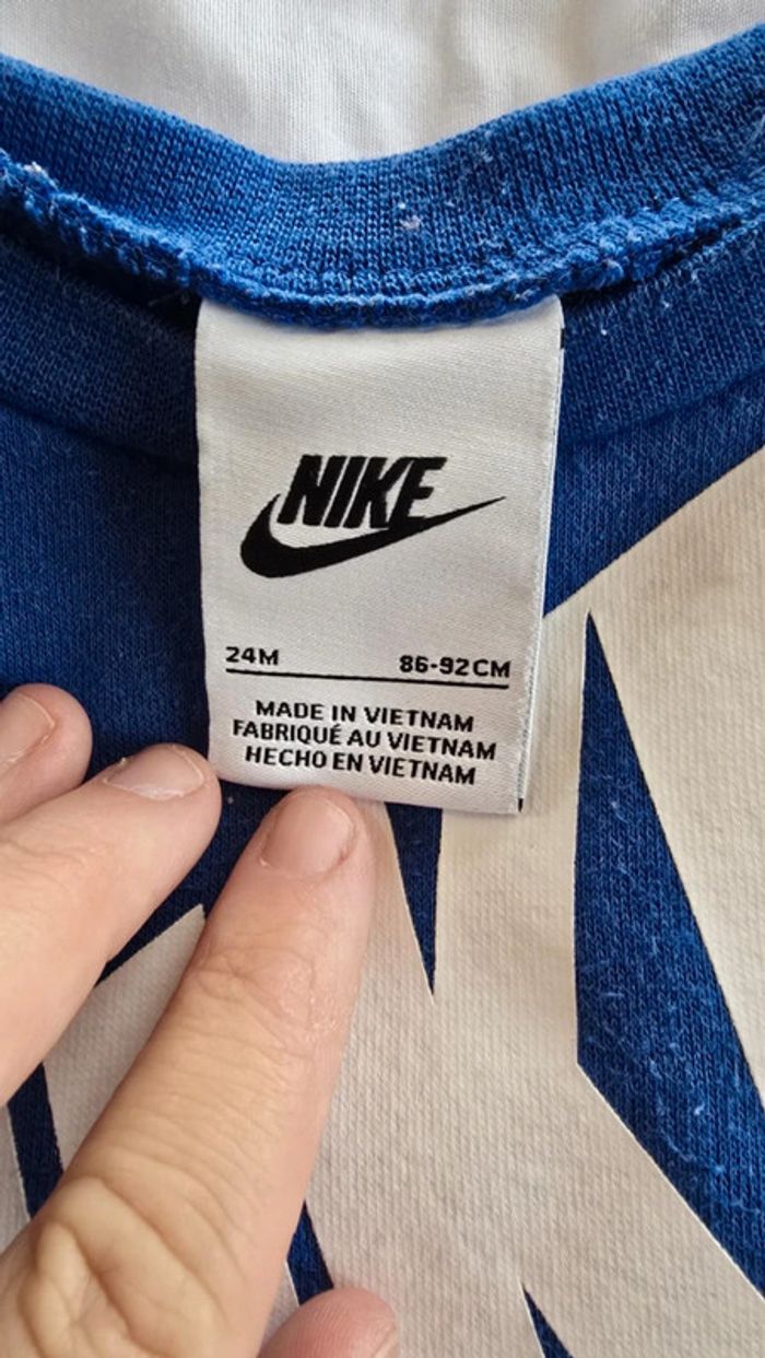 Ensemble survêtement Nike - photo numéro 4