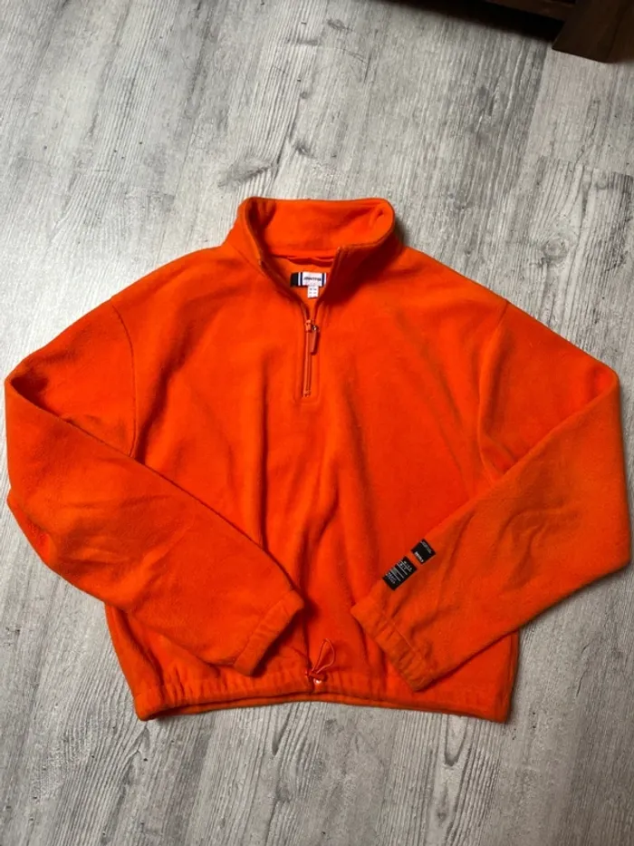 pull orange jennyfer