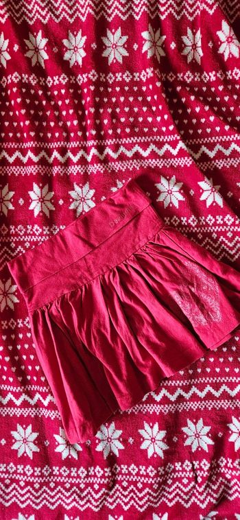 Jupe  marque designal  taille 5/6ans