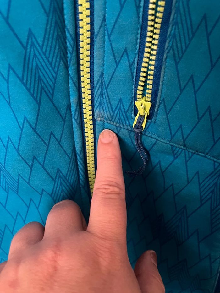 Veste coupe vent 8 ans - photo numéro 3