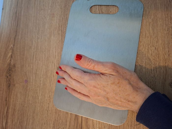 Petite Planche à découper neuve juste lavée 29x20 cm