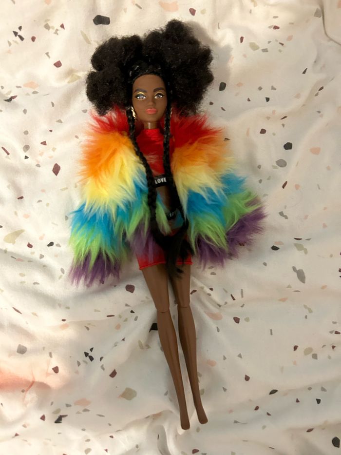 Lot de barbies extra - photo numéro 2