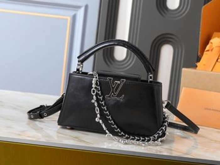 Louis Vuittoṇ   M25492