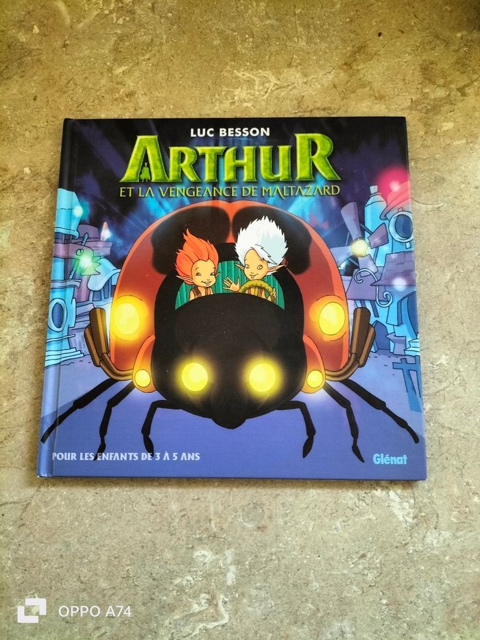 Livre 🖤 Arthur et la vengeance de Maltazard