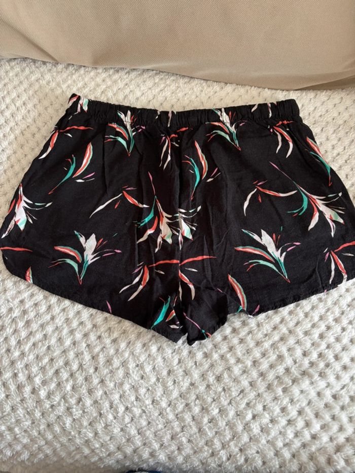 Short fluide taille S - photo numéro 2