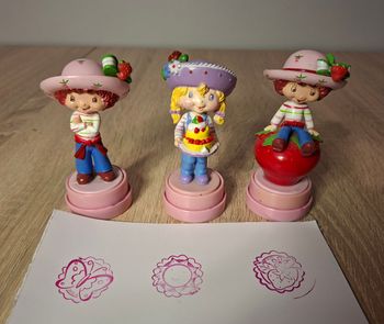 Lot de 3 charmants tampons encreurs Charlotte aux Fraises