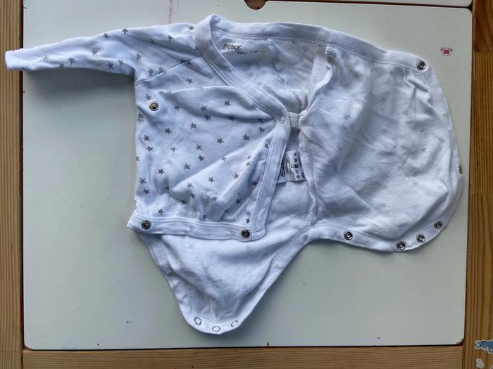 Body 1 mois - photo numéro 3
