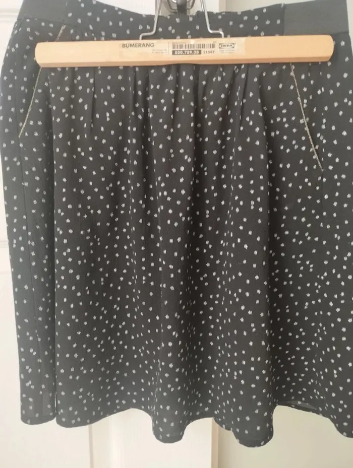Petite jupe noire à motif camaïeu 36 - photo numéro 2
