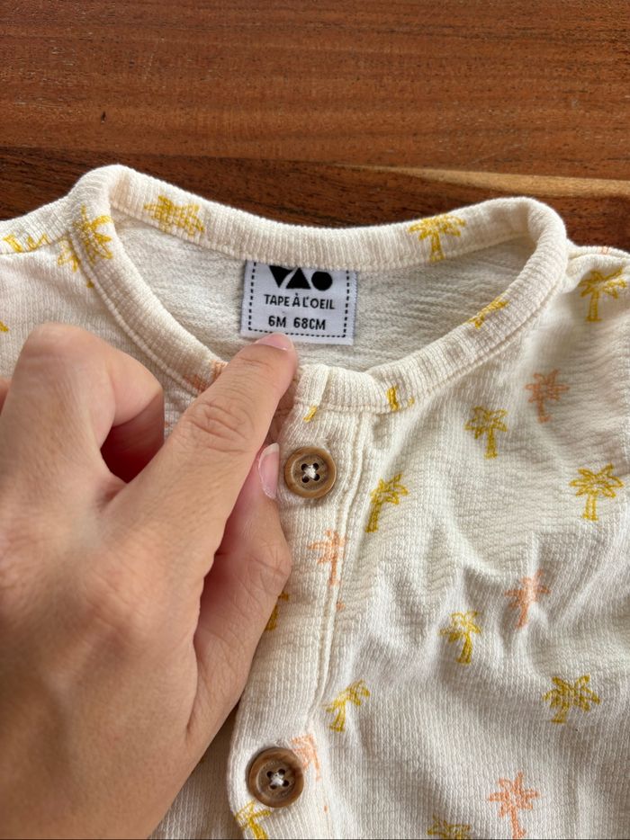 Combinaison tape à l’œil 6 mois - photo numéro 2