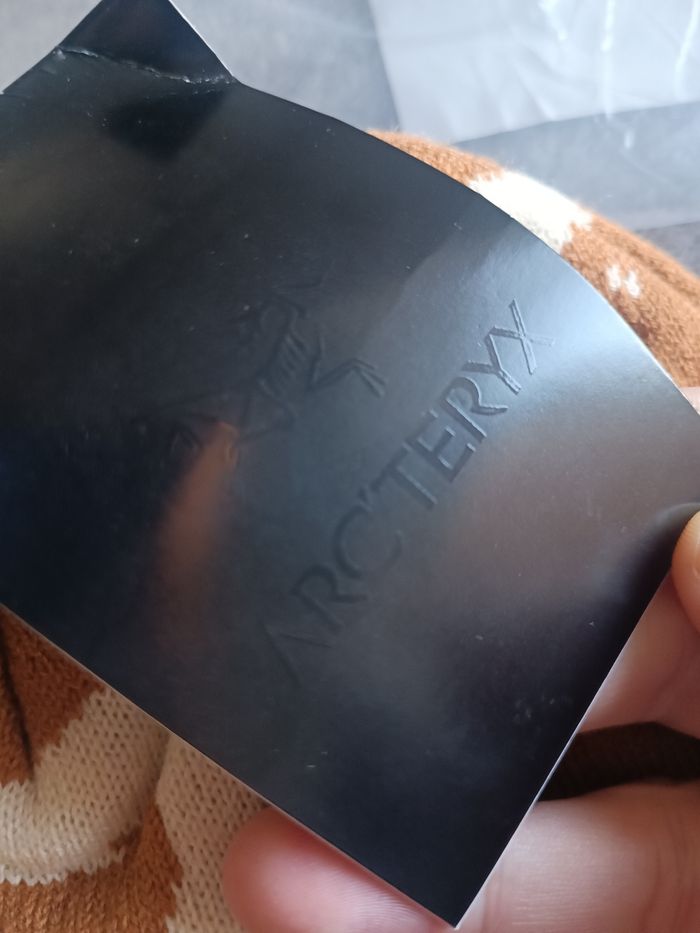 Bonnet Arc'teryx marron - photo numéro 4