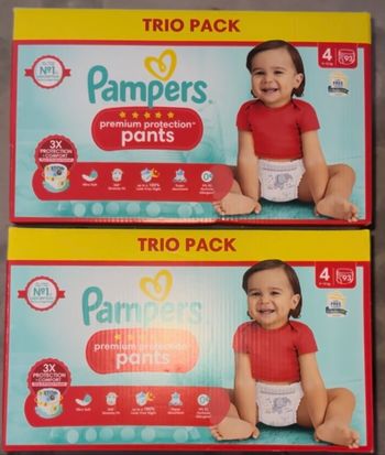 2 Cartons de couches Pampers taille 4