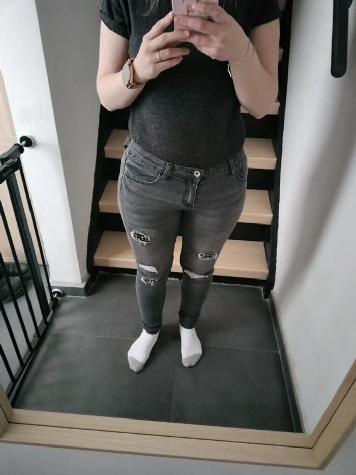 Pantalon gris - photo numéro 3