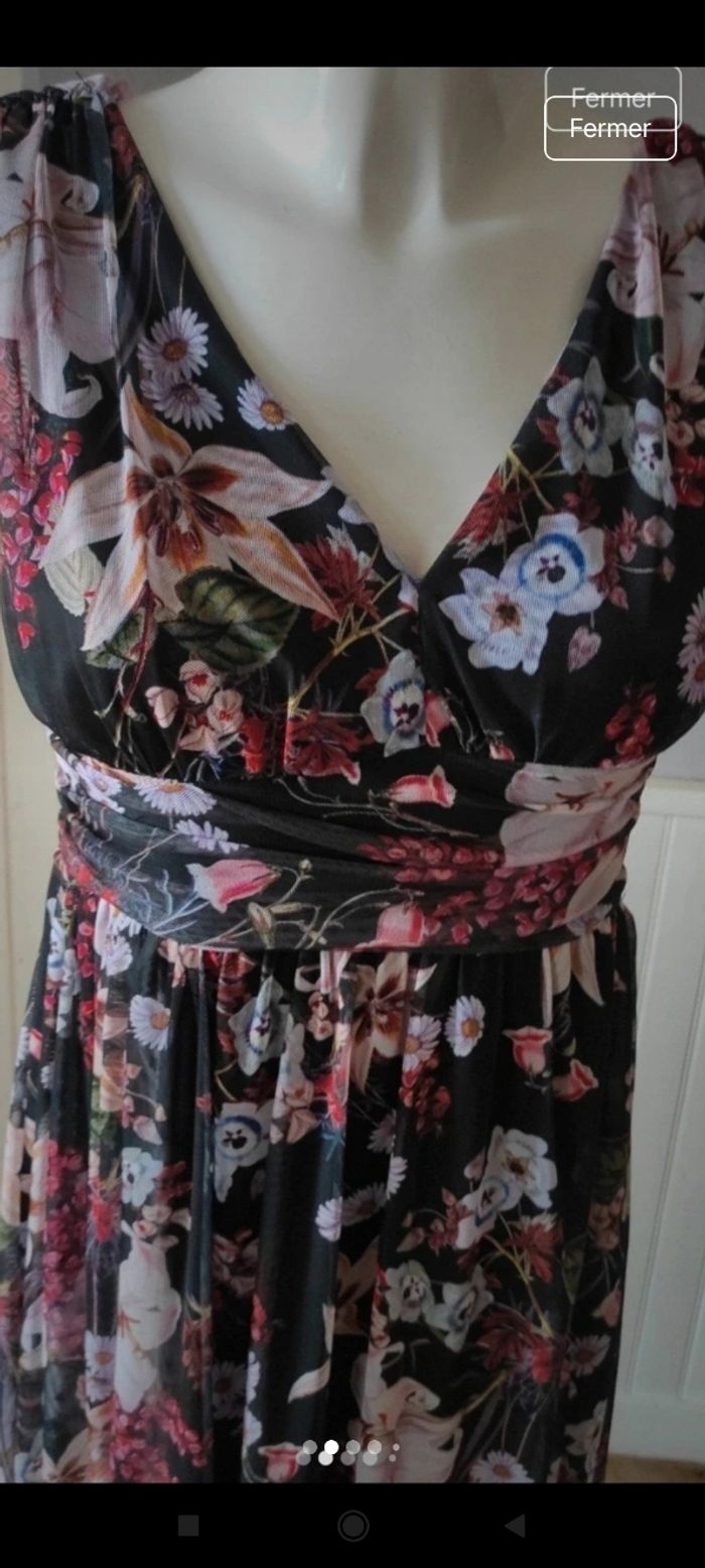 Très belle robe femme f1