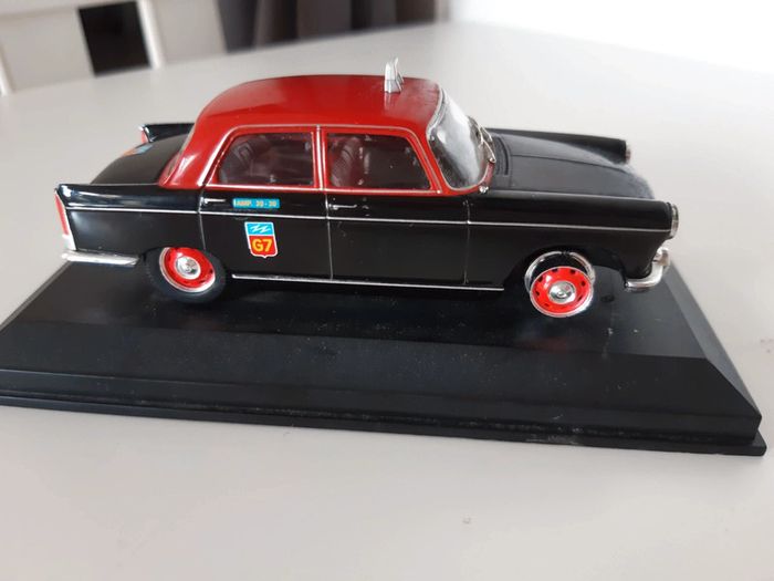 Peugeot 404 Paris 1962 - photo numéro 3