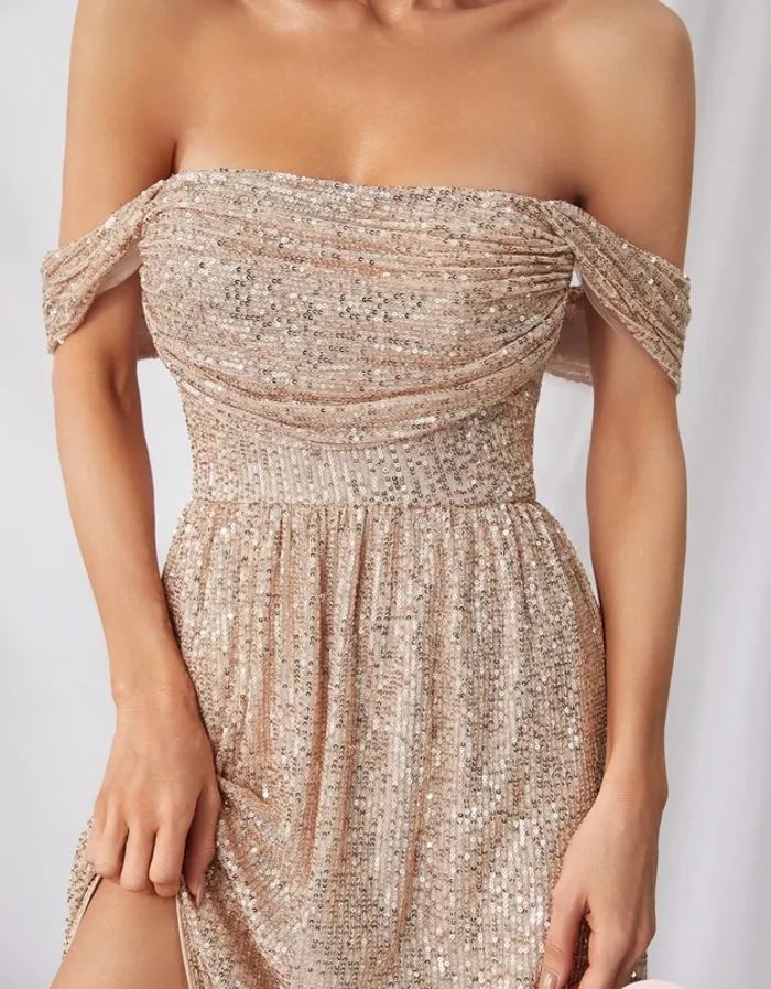 Magnifique robe Faresty à sequins – idéale pour un mariage ou événement 🤍 - photo numéro 2