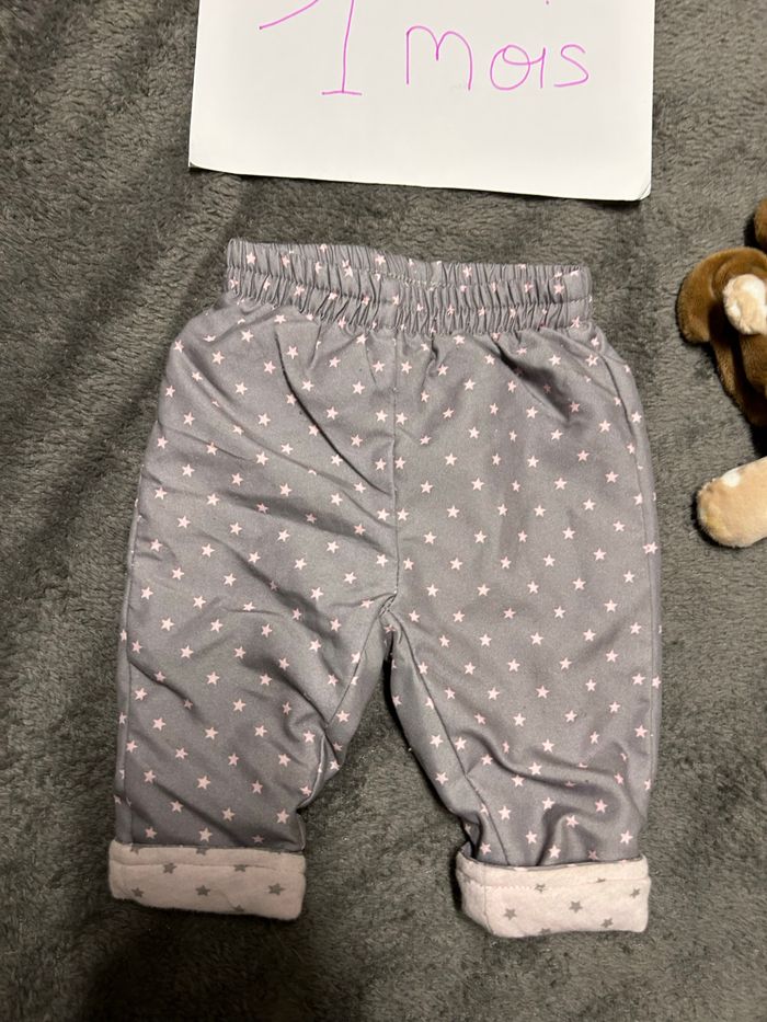 Pantalon 1 mois - photo numéro 2