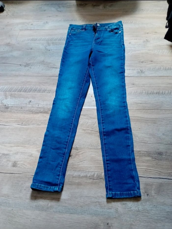 Jean droit fille Taille 34