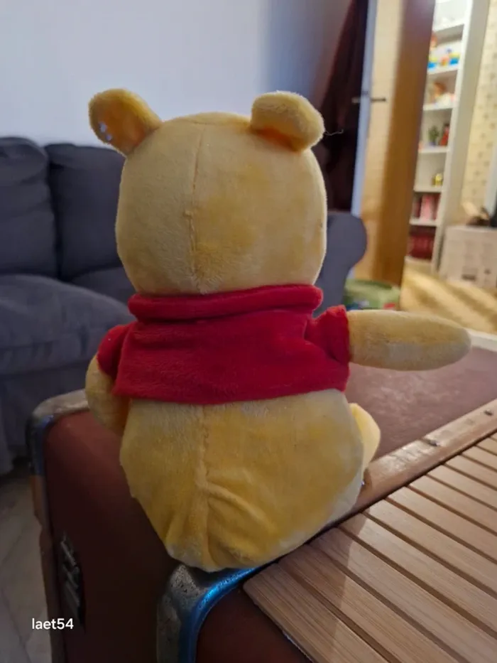 Peluche "Winnie l'ourson - photo numéro 2