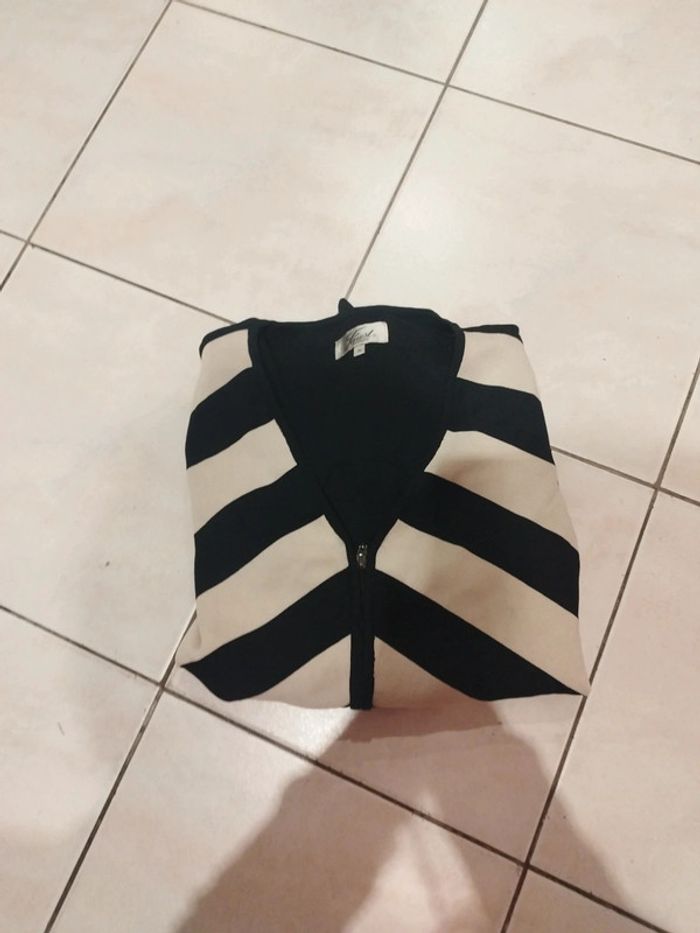 Gilet noir et crème neuf femme Faust couture
