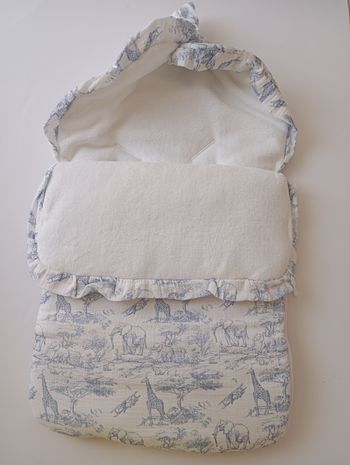 Nid d'ange bébé gaze de coton et polaire savane bleu 