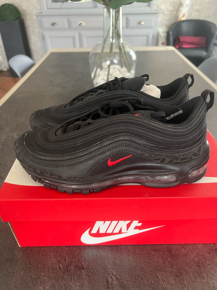 nike air max 97 all black with red tick