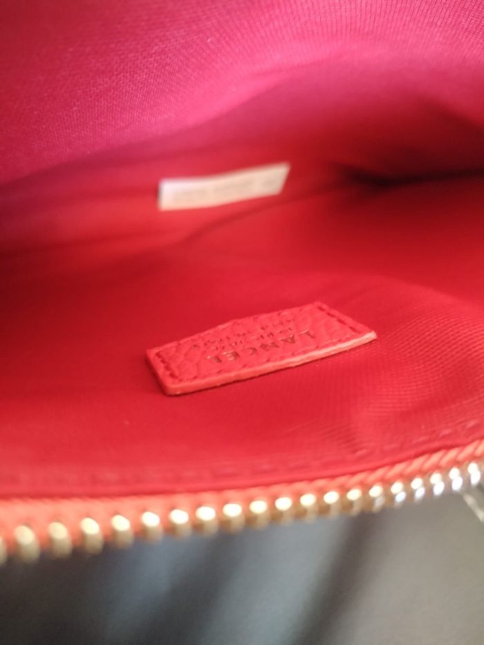 Pochette Lancel zippée avec dragonne - photo numéro 6