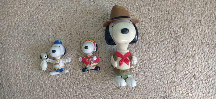 Lot de 04 figurines, Snoopy, Charly Brown, peanuts, vintage, BEG