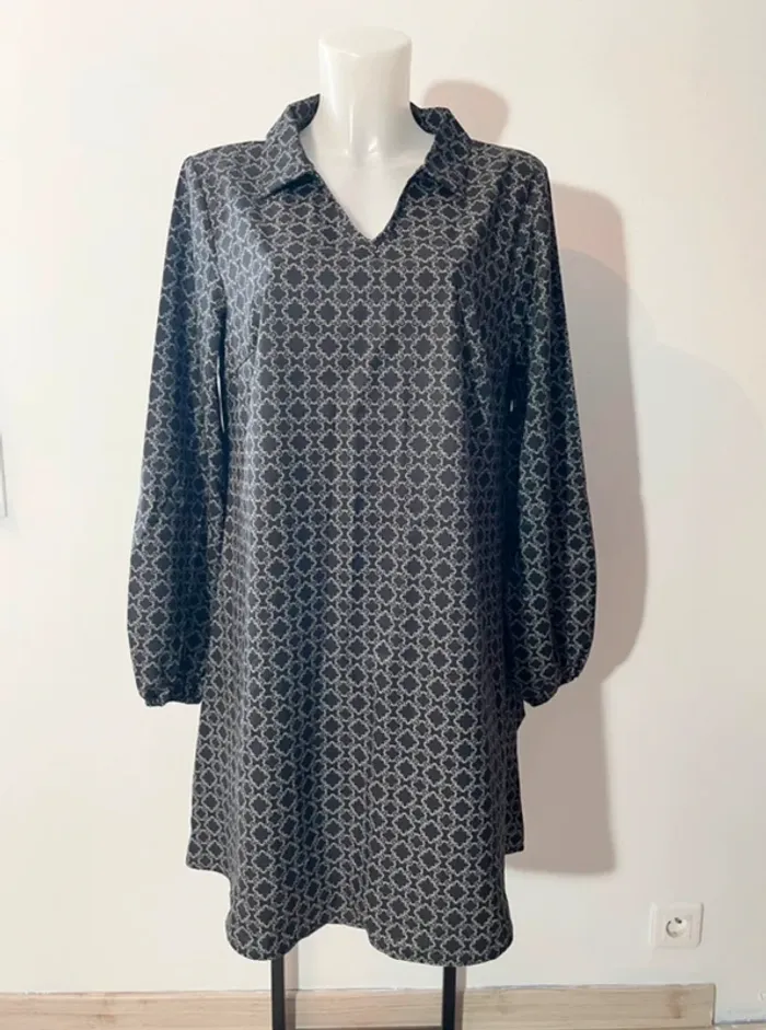 Robe SHEIN neuve - photo numéro 2