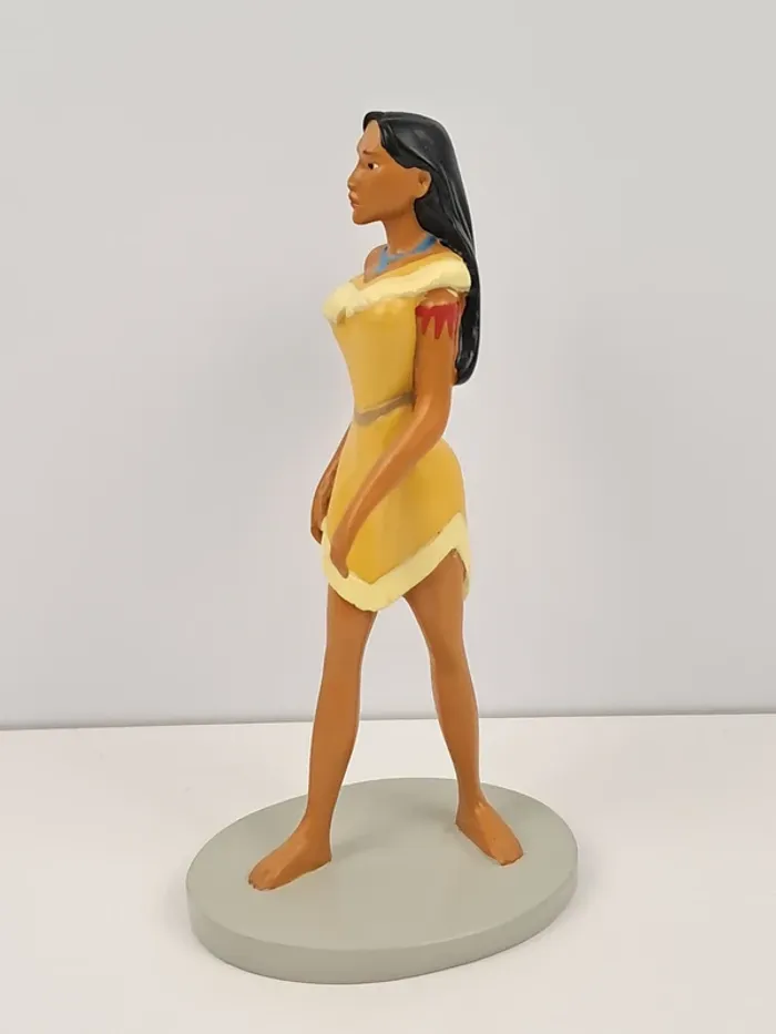 Figurine Pocahontas de Walt Disney - photo numéro 3