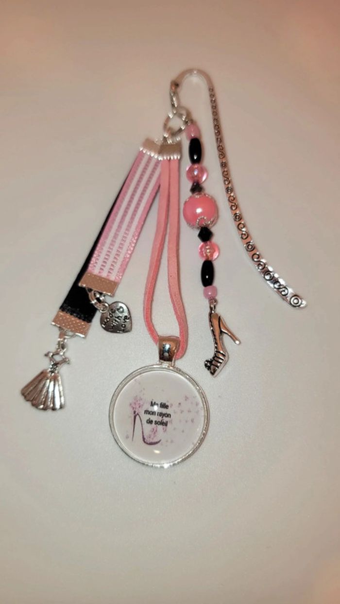 Cadeau ma fille, bijoux de sac ou marque page " ma fille mon rayon de soleil"