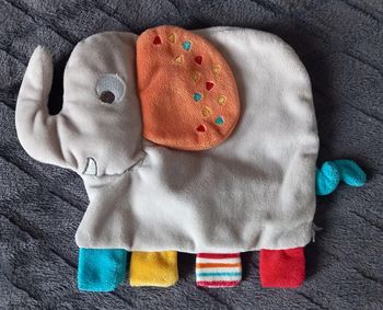 Doudou plat Éléphant gris - Pattes etiquettes multicolores-Simba