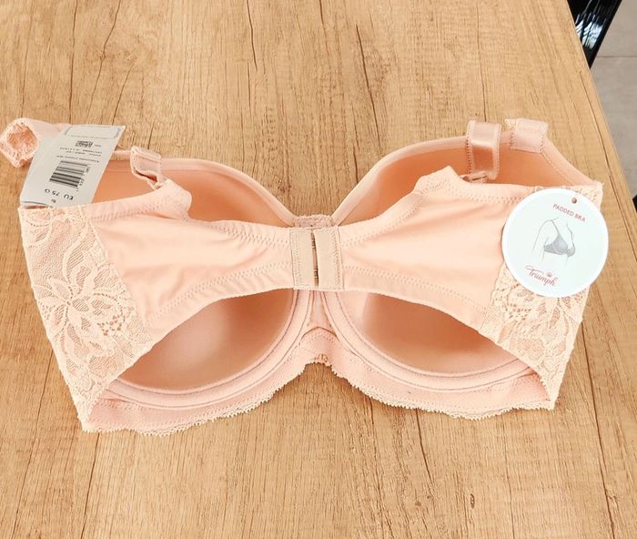 Soutien-gorge coque moulé Padded Bra chair taille 90G Triumph - photo numéro 2