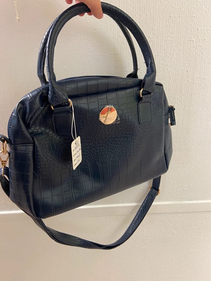 Sac bleu imitation crocodile neuf avec bandoulière