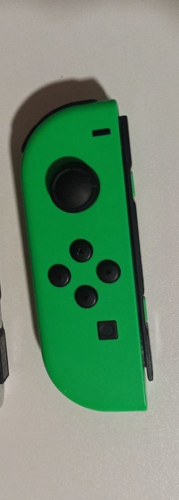 Joy-Con Vert