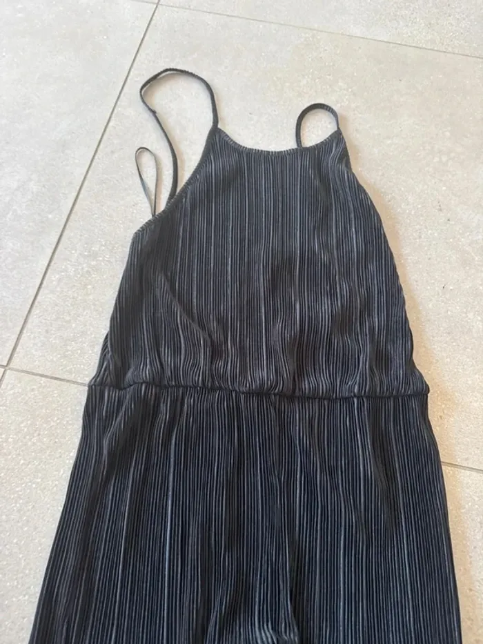 Combinaison noire JDY taille XL, neuve avec étiquette, valeur 40€ longueur 175cm - photo numéro 3