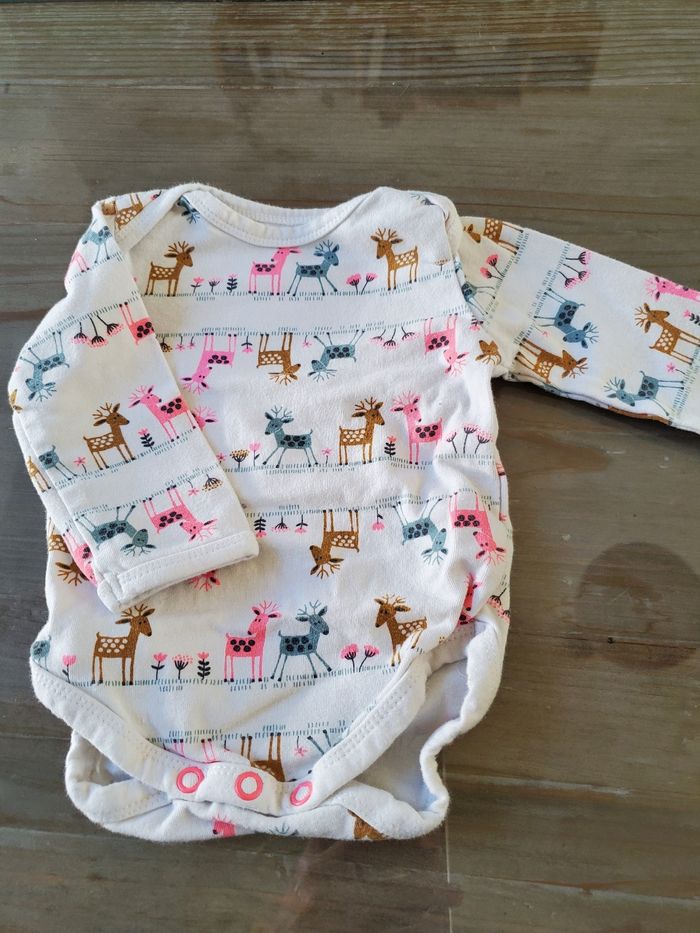 Lot 3 bodies 1 mois - photo numéro 4