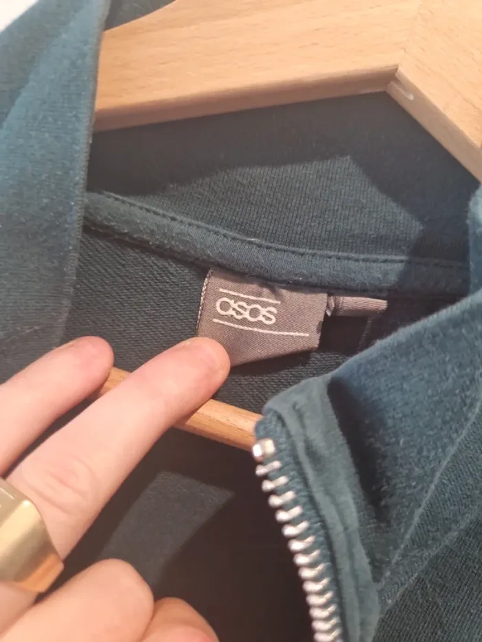 Sweat asos taille m très bon etat - photo numéro 4