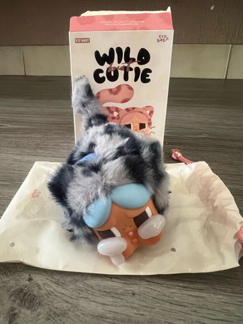 Porte clef labubu crybaby