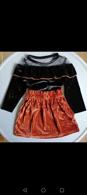 Ensemble élégant neuf fillette 4ans