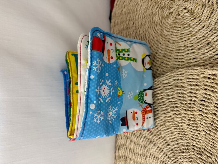 Mon tout premier livre en tissu Noël - photo numéro 4