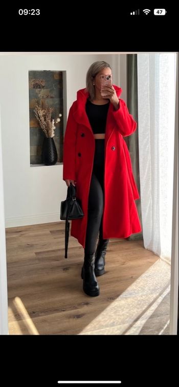 Manteau avec capuche intégré