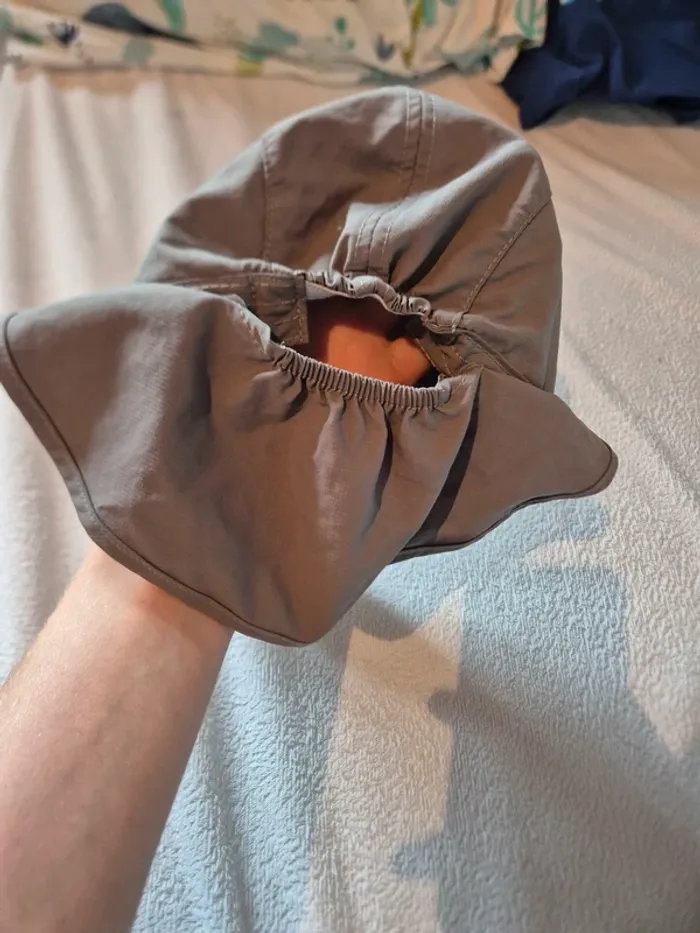 Casquette enfant avec protection nuque - photo numéro 3