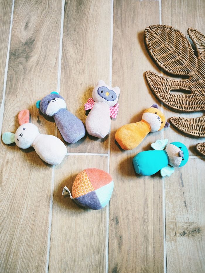 🐱Quilles animaux en tissu  peluche avec balle grelot marque Nature et découvertes