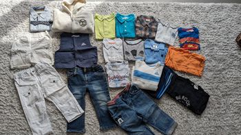 Lot de vêtements 18 mois (19 articles)